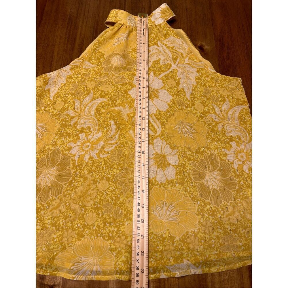 Cupcakes & Cashmere Size Small Halter Top Yellow Gold Flecks Floral - Picture 10 of 10